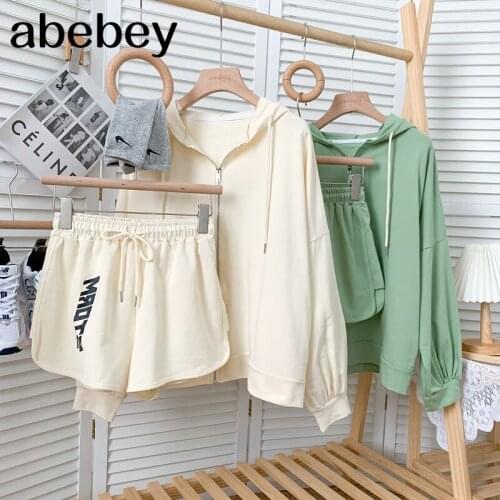 Fashion hooded collar long sleeve zipper Coat + high waist lace up casual wide leg Shorts two piece set 2021 New Spring Autumn