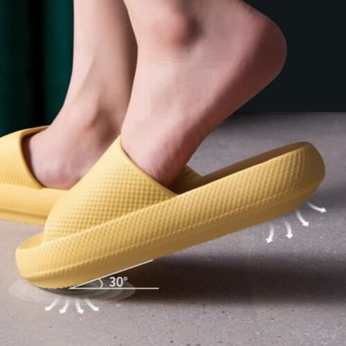 Unisex Indoor Home Slippers Quick-Drying Bathroom Slippers Thick Bottom Soft Comfortable Summer Beach Slippers Female Footwear