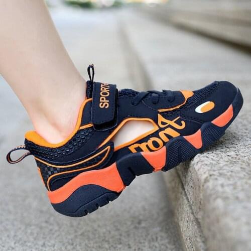 New Fashion Sport Sandals Kids Cover Toes Beach Sandals 2021 Summer Boys Girls Outdoor Non-slip Shoes for School Boys Girls