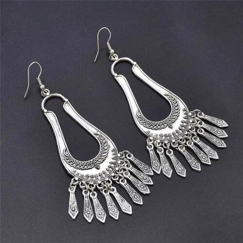 Vintage Leaf Tassel Earrings Women Jewelry Ethnic Female Temperament Long Hollow Earring Retro Accessories On Ears 2021New Style