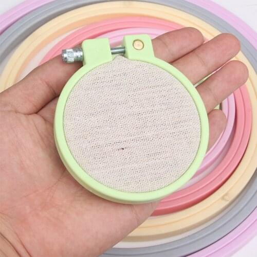 1Pcs Hand Sewing Accessories Plastic Cross-stitch Kit Embroidered Stretch Tool Embroidery Frame Ring Embroidered Hoop Circles
