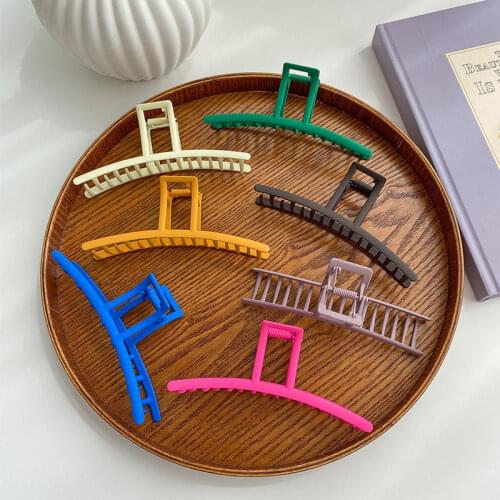 Summer New Style Color Shark Clip Temperament Pure Color Back Head Hairpin Sweet Girl Retro Hair Volume More Grab Clip Large