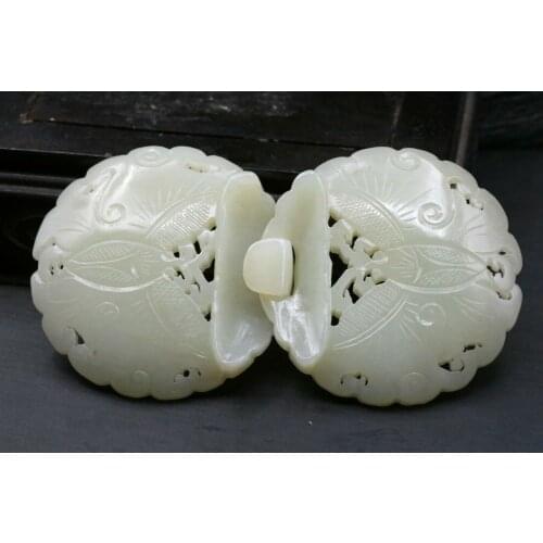 Big Treasure unique Royal Chinese Hetian Jade Butterfly Totem CLOTHES Belt-buckle Carving 20201126A