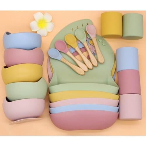 4Pcs/Set Baby Feeding Tableware NonSlip Silicone Bibs Bowl Spoon Fork Children Bib Cup Sets Waterproof Baby Supplies for Kids