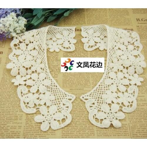 2 Pairs Beautiful Flowers 100% Cotton Lace Collar Decorative Neck Lace Applique DIY Sewing Garment Accessories