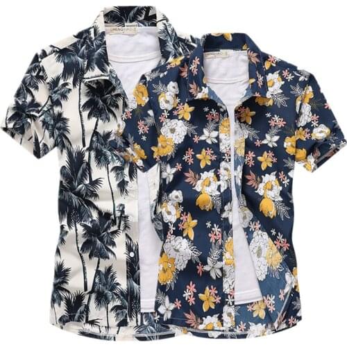 Five-point sleeve shirt mens loose beach flower shirt Hawaiian seaside vacation travel short-sleeved top clothes tide cardigan