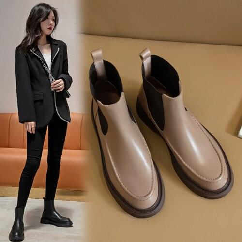 Hot Genuine Leather Womens Boots Retro British Style Slip-On Chelsea Boots Fashion Ankle Boots Round Toe Flat with Women Shoes