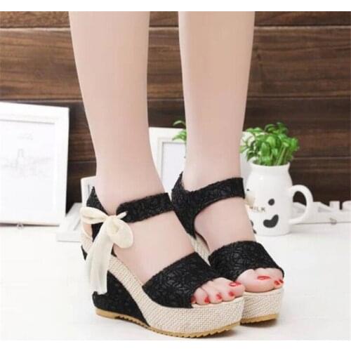 Lace Shoes Gladiator Women 2020 Summer Sweet Flowers Buckle Open Toe Wedge Sandals Floral high-heeled Shoes Platform Sandals