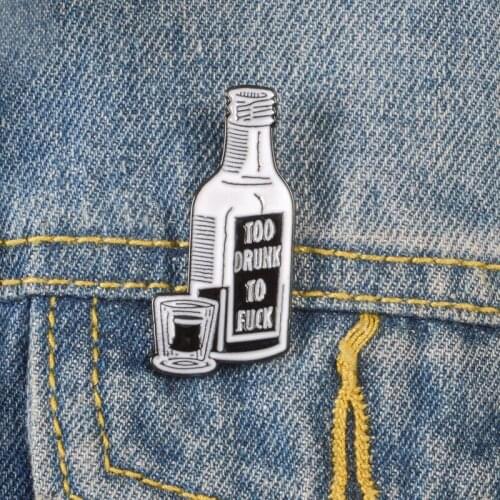 Black and white wine bottle enamel brooch fun wild lapel clothes bag brooch button badge jewelry gift for friends