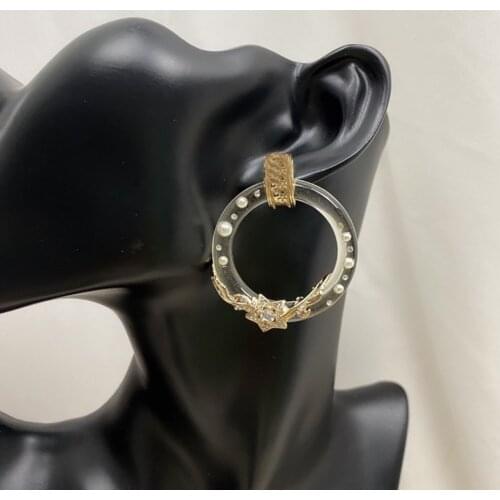 New Hot Brand Vintage Unique Jewelry Woman Acrylic Circle Earrings Hook Design Party High Quality Chain Drop Cross Stud Jewelry