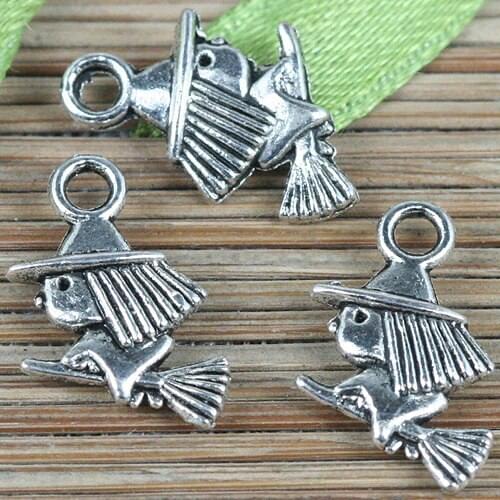 50pcs Tibetan silver color magic man design charms EF0212