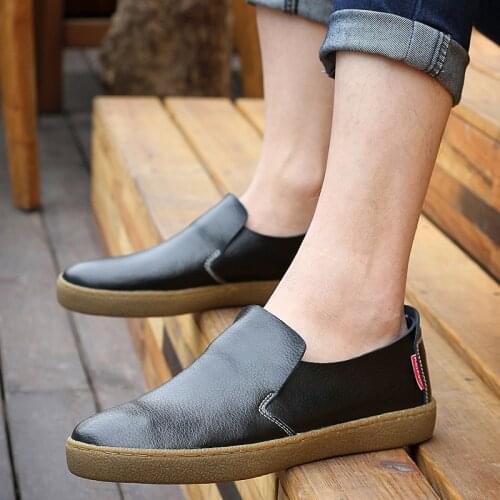 Handmade Men Shoes Soft Leather Moccasins Slip On Men Flats Cow Muscle Sole Comfort Driving Shoes For Men