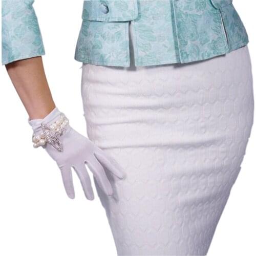 Women 22cm Velvet Gloves Short Paragraph Pure White Models High Elastic Velvet Gold Velvet Touch Screen RBS22