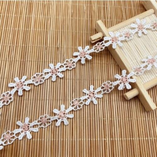 3 Yards Pink with White Embroidered Lace Trim Water Soluble Flower Lace for Curtain Sofa Edge Decoration Sewing Appliques 1.5cm