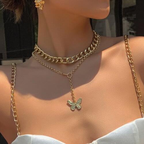 Double Layer Alloy Butterfly Pendant Necklace for Women Wedding Punk Twist Chain Choker Necklace Statement Womens Jewelry Gifts