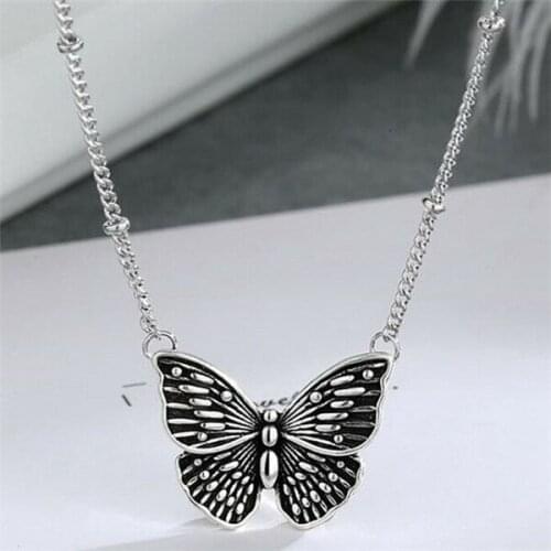 Retro Vintage Butterfly Necklace Dark Black Big Butterfly Personality Necklace Womens Clavicle Chain
