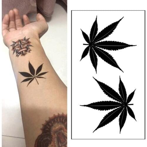 1PCs Maple Leaf Waterproof Temporary Tattoo Sticker Black Clover Tattoo Flash Tatoo Fake Water Transfer Woman Man Body Art
