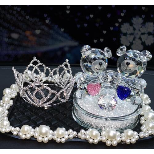 Car Crystal cute bear perfume seat empty bottle Romantic blessing Trip Safety auto Deodorization flower ornaments festival gift