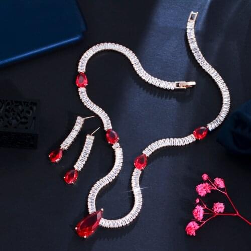 ThreeGraces Elegant Red CZ Crystal Water Drop Dangle Earrings and Necklace Set for Ladies Gold Color Prom Costume Jewelry T0620