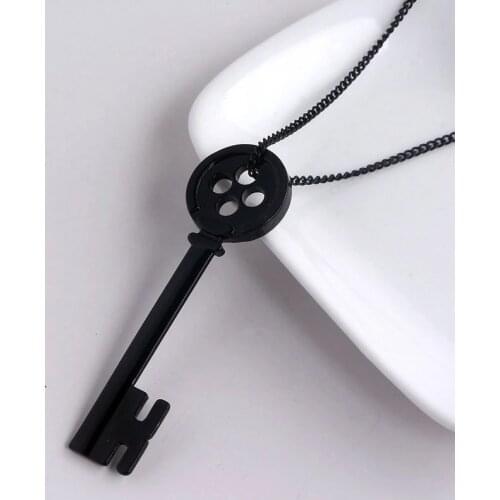 Halloween Metal Coraline Key Skeleton Props Neil Gaiman Retro Black Treasure Chest Key Necklace