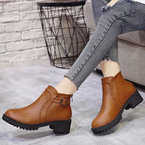 New Fashion Women Boots Simple Solid Color Snow Boots Set of Feet Casual Boots Thick Non-slip Warm Winter Lady Outdoor Boots