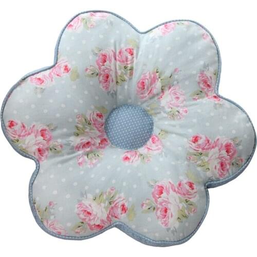 Flower shaped pillow thickened cotton pastoral cushion soft pillow bedroom living room office waist pillow