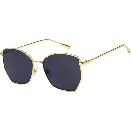 Driver Glasses Retro Irregular Sunglasses Women Metal Transparent Sun Glasses UV400 Oversized Sunglasses Eyewear Driver Goggles