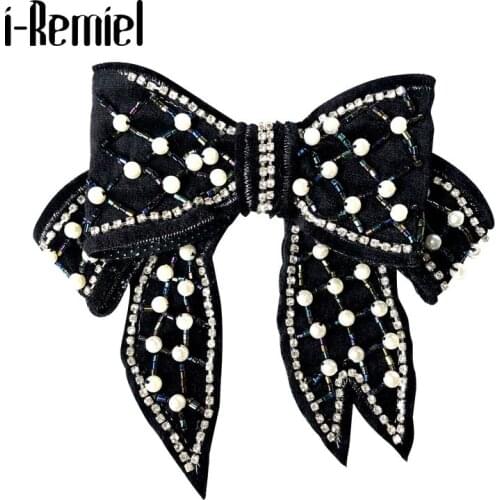 Korean Bow Fabric Pearl Brooch Crystal Bow Tie Cravat Lapel Pin Shirt Collar Luxulry Jewelry Brooches for Women Accessories
