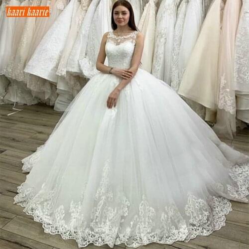 Sumptuous Princess Ball Gown White Wedding Dresses Scoop Applique Lace Ivory Bridal Dress Sweep Train Custom Made Wedding Gowns