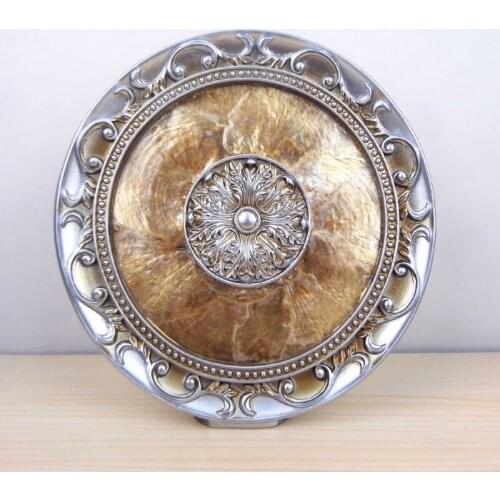 European and American home plate ornaments resin crafts creative ornaments home furnishings creative gifts soft ornaments