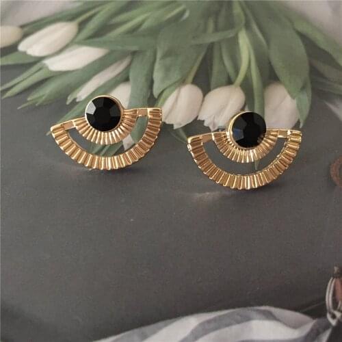 Bohemia Gold Color Plating Black Stone Fan Shape Cutting Surface Stud Earrings For Women Girl Elegant Gorgeous Vintage Jewelry