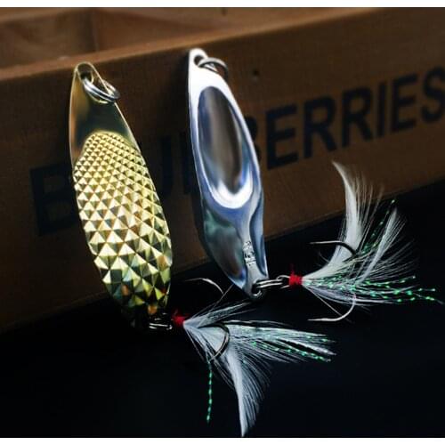 WALK FISH 1PCS 10G/15G Hagworm Sequins Spoon Fishing Lure Spoon Lures Sequin Paillette Hard Metal Spinner Spoon with Feather