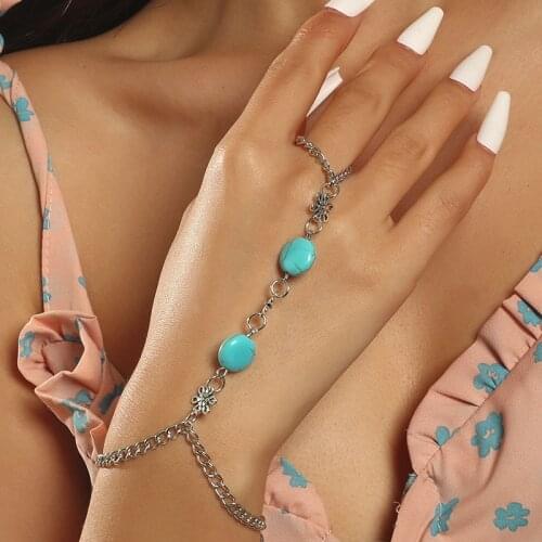 Vintage Ladies Green Natural Stone Beads Metal Flower Pendants Bracelets For Women Silver Color Chain Finger Bracelets Jewelry