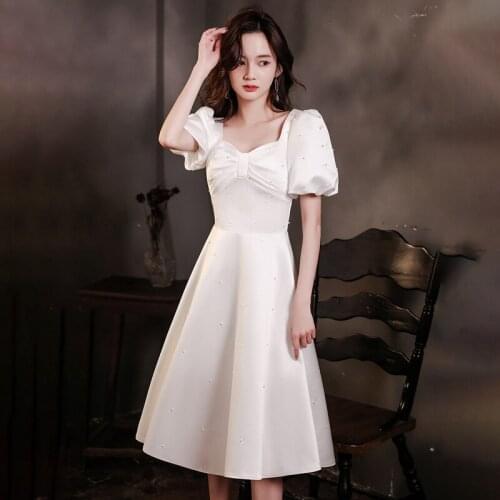 Bridesmaids Dress Vintage V-Neck Short A-Line Jersey Pearls Pleat Knee-Length Luxury White Elegant Women Wedding Party Gown E773