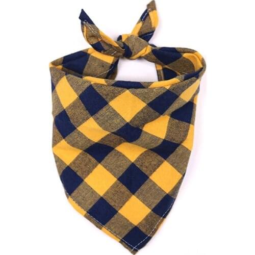 50PCS / LOT Classic Plaid 70CM Long Pet Scarf Cat Dog Accessories Scarf Pet Saliva Towel