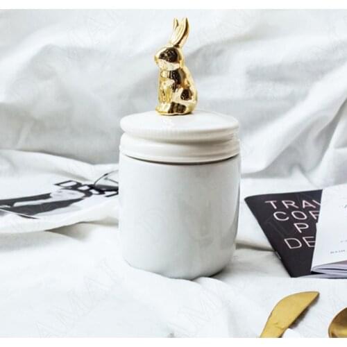 European Ceramic Storage Jars with Lid Animal Decorative Candy Jar Kitchen Cereal Dispenser Coffee Table Desktop Tea Organizer
