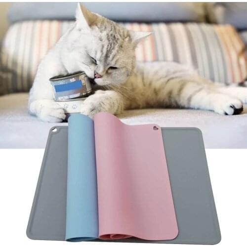 40*60cm Waterproof Non-slip Dog Mat Hollow Out Heart Solid Silicone Pet Bowl Drinking Water Pad Dog Feeding Mat Easy Cleaning