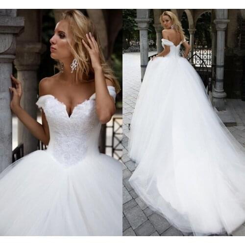 Sheer Tulle Ball Gown Wedding Dresses Appliques Lace Bridal Gowns Modest Customized Robe De Mariage Plus Size New
