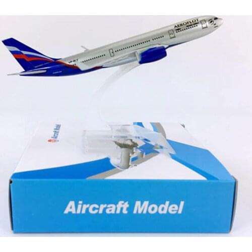 1:400 Air RUSSIA Airplane Airbus A330-200 Model W Base 16CM Alloy Aircraft Plane Airline Collectible Display Toy Collection