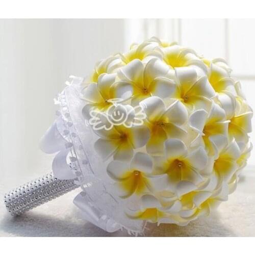Beautiful Yellow and White PU Artificial Wedding Bouquets Satin Ribbon Plumeria Frangipani Bridal Bouquets Wedding Decoration
