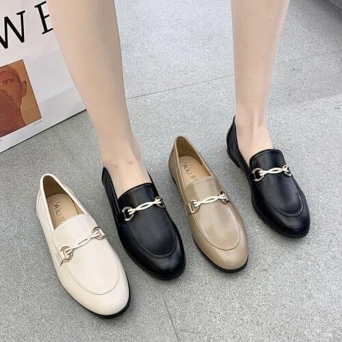Patent Leather Slip on Ladies Shoes New British Style Oxfords Women Shoes Flats Crystal Chain Thick Bottom Platform Shoes Woman