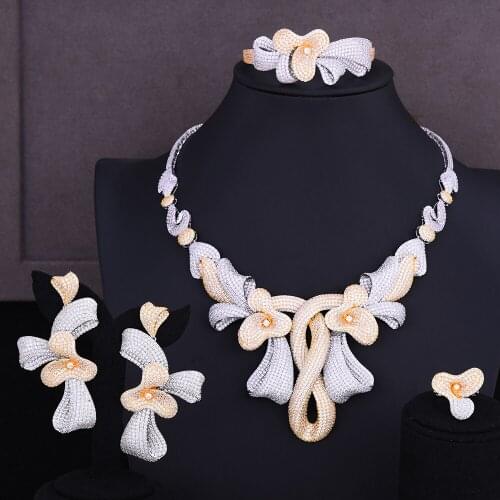 LARRAURI 2020 Luxury Women Wedding Jewelry Sets Nigerian CZ Flower Collar Necklace Dangle Earrings Bangle Ring Jewelry Sets