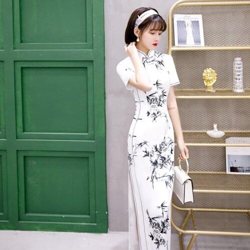 Fashion Short Sleeve Cheongsam Modern Long Qipao Dress Elegant Women Chinese Traditional Dress Oriental Style Party Gown Robe