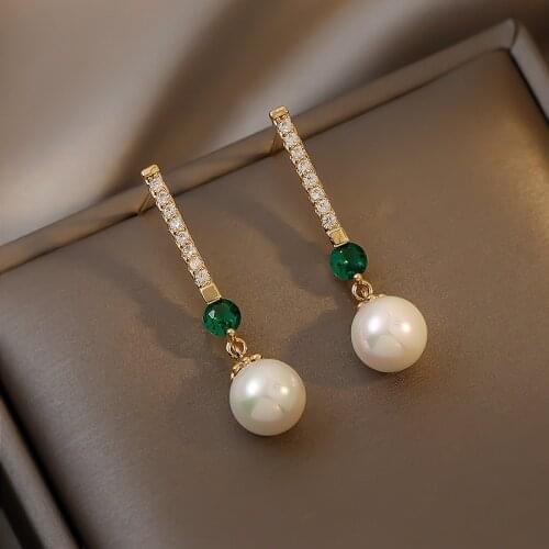 Vintage Korean Fashion Graceful Geometric Gold Plated Pearl Zircon Inlaid Drop Earrings Elegant Exquisite Earrings Party Jewelry