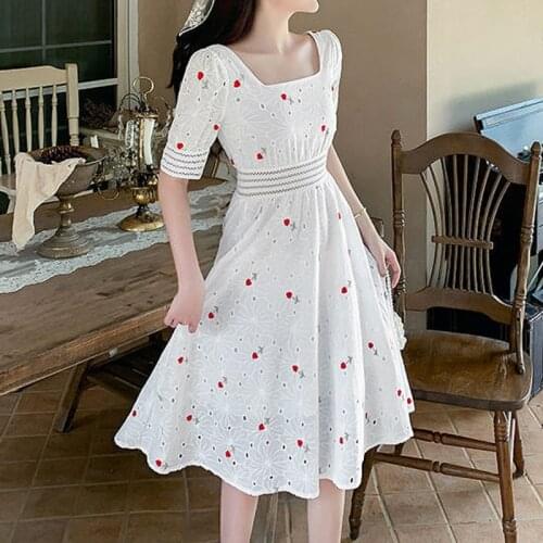 2020 French Retro Floral Dress Women Casual Square Collar Puff Sleeve Thin Fairy Dress Female Party One Piece Dress Korean