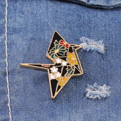 Cute Crane Pattern Badge Creative Printed Paper Alloy Brooch Badge Unisex Fabric Decor Enamel Brooch Pin Jewelry Gift