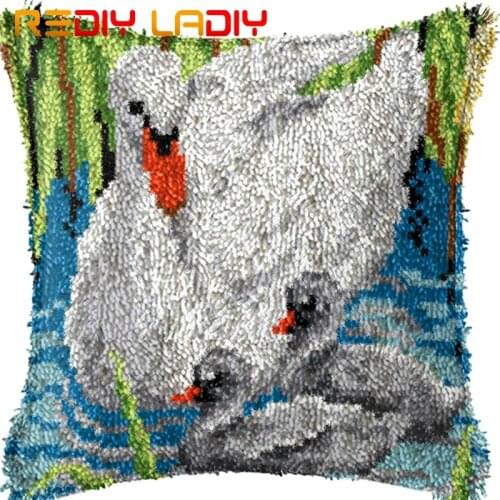 Latch Hook Cushion Swan Mother Pillow Case Pre-Printed Color Canvas Acrylic Yarn Latched Hook Pillow Crochet Cushion Cover Kit