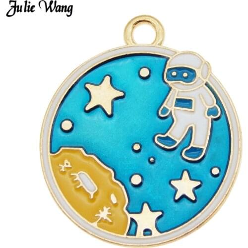2pcs Astronaut Pendant Cute Baby Girl Earrings DIY Blue Necklae Enamel Star Charms For Earring DIY Keychain Jewelry Findings