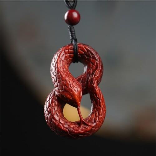 Green sandalwood Pterocarpus santalinus 5cm Animal Sculpture Pendant Car Hanging Bag Pendant Feng Shui Mascot
