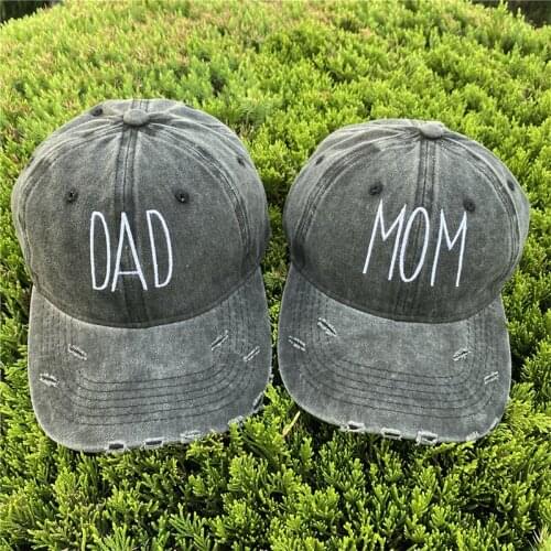 New Embroidered Letter Dad Mom Baseball Cap Couple Ripped Hole Snapback Hats Adjustable Men Women Caps Fashion Hip Hop Hat